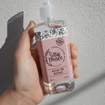 Agua de rosas